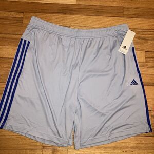 ADIDAS 3-Stripe Men's 2XL Shorts in Light Blue/Navy with 2 Zippered Pockets